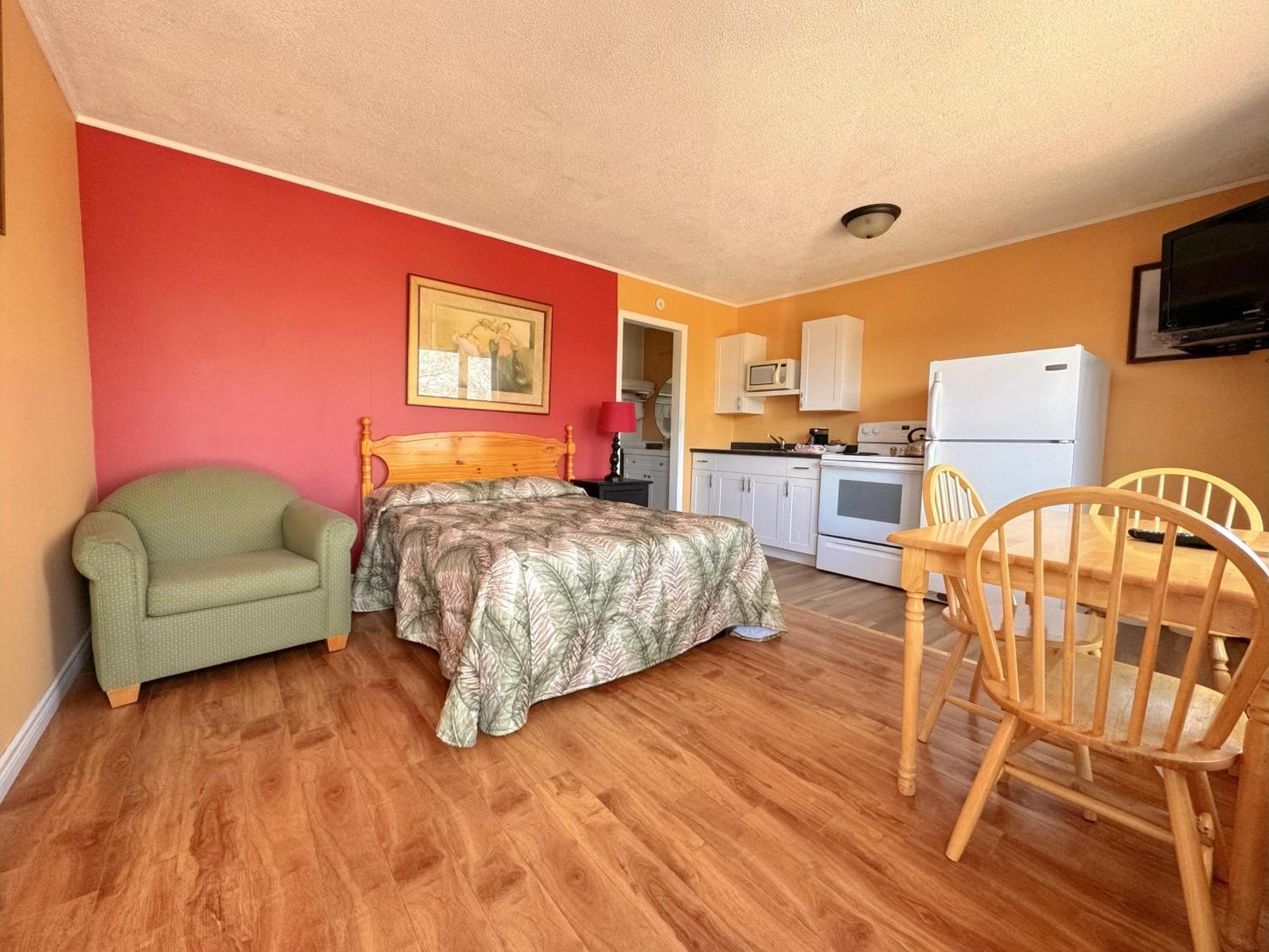 Fair Isle Motel 3*